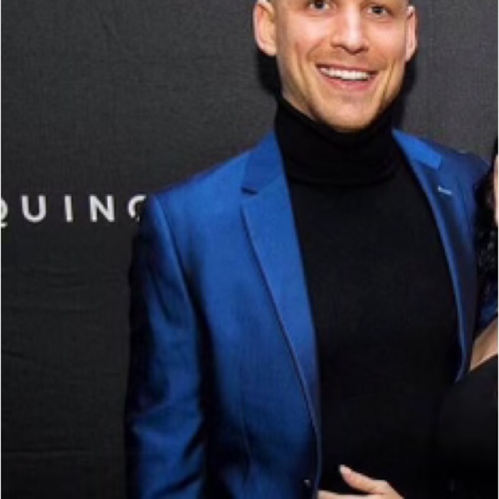 Elegant Blue Men's Blazer